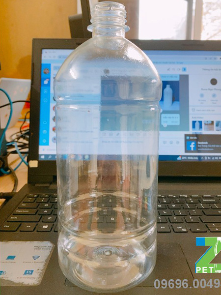 Chai PET hóa mỹ phẩm mẫu 3