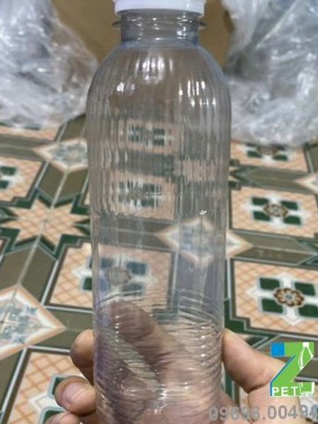 Chai PET nhựa cho đồ uống mẫu 1