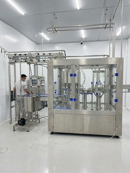 Máy chiết rót 8 - 8 - 3